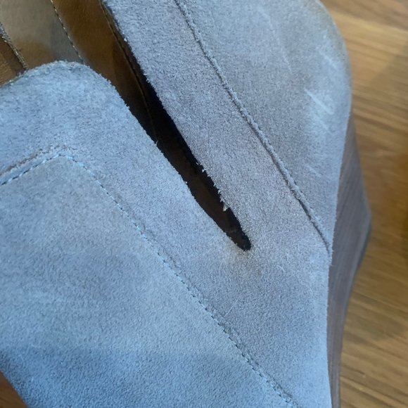 Lucky Brand Women's Yabba Wedge Bootie Light Gray Suede Ankle, size 8.5 - Picture 4 of 14